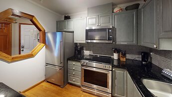 Stoney Creek Lagoon - Whistler Premier