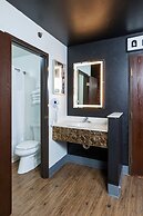 Hotel J Green Bay