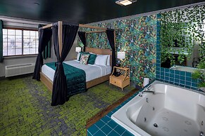 Hotel J Green Bay