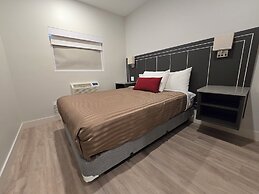 Sahara Courtyard Inn Penticton