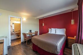 Sahara Courtyard Inn Penticton