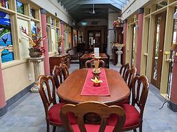 Ettalong Beach Tourist Resort