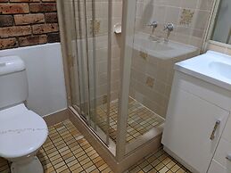 Ettalong Beach Tourist Resort