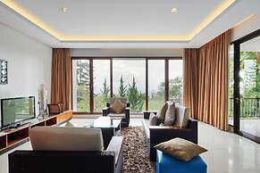 Harmony Hilltop City View 4BR Villa With Pool