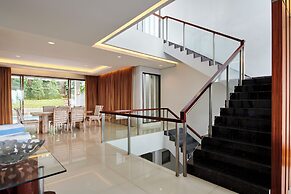 Harmony Hilltop City View 4BR Villa With Pool