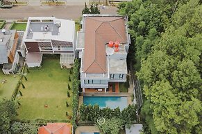 Harmony Hilltop City View 4BR Villa With Pool