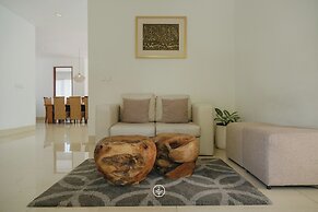 Kirei Mountain View 7BR Villa with a Private Pool