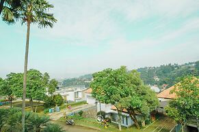 Kirei Mountain View 7BR Villa with a Private Pool