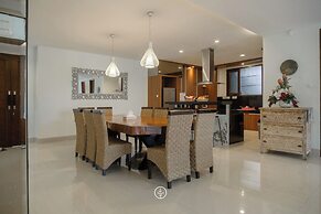 Kirei Mountain View 7BR Villa with a Private Pool