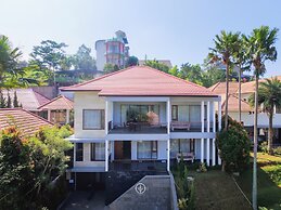 Kirei Mountain View 7BR Villa with a Private Pool