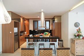 Kirei Mountain View 7BR Villa with a Private Pool