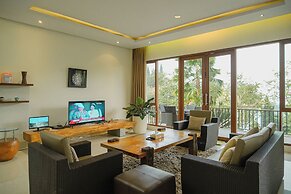 Oyama City View 4BR Villa With a Private Pool