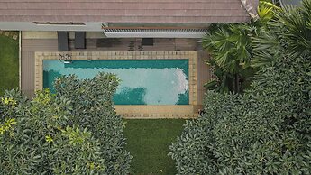 Oyama City View 4BR Villa With a Private Pool