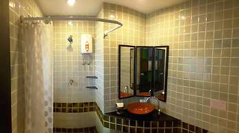 Wangburapa Grand Hotel