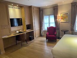 Hotel le Dixseptième