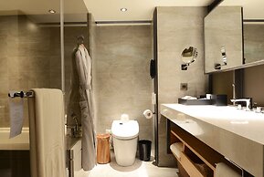 Madison Taipei Hotel