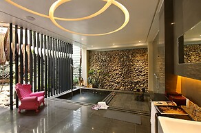 Mulan Motel Taichung