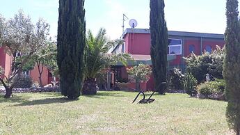 Tropic Hotel