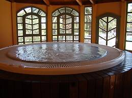 Tropic Hotel