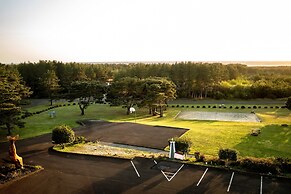 Chateau Westport Resort