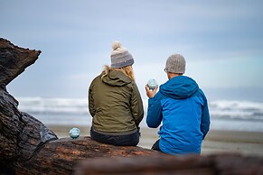 Chateau Westport Resort