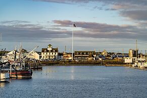 Chateau Westport Resort