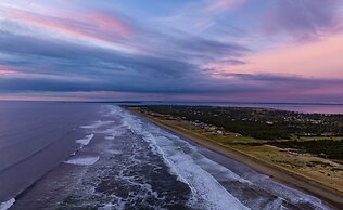 Chateau Westport Resort