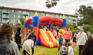 Chateau Westport Resort