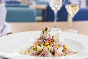 Cosmos Pacifico Hotel