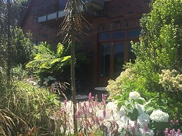 Lake Karapiro Lodge