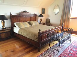 Lake Karapiro Lodge