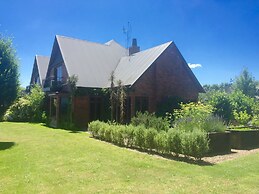Lake Karapiro Lodge