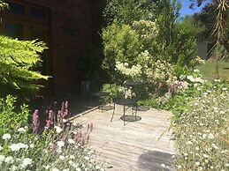Lake Karapiro Lodge