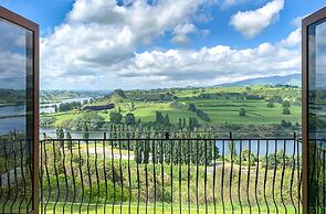 Lake Karapiro Lodge