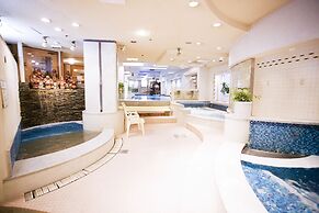 Capsule inn Osaka - Caters to Men