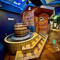 Capsule inn Osaka - Caters to Men