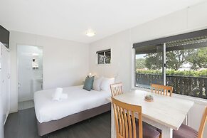 Reflections Shaws Bay - Holiday Park