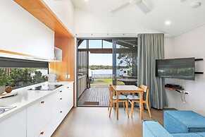 Reflections Shaws Bay - Holiday Park