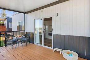 Reflections Shaws Bay - Holiday Park