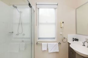 Reflections Shaws Bay - Holiday Park