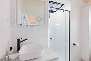 Reflections Shaws Bay - Holiday Park