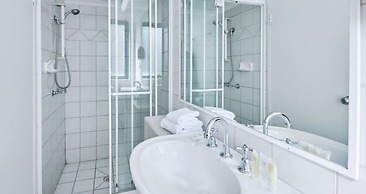 Centrepoint Holiday Apartments