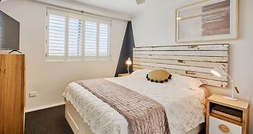 Centrepoint Holiday Apartments