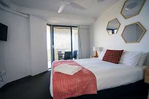 Centrepoint Holiday Apartments