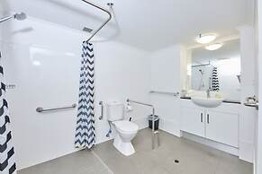 Centrepoint Holiday Apartments