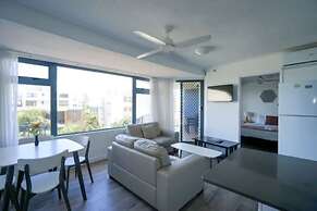 Centrepoint Holiday Apartments