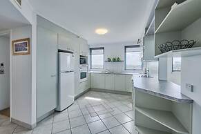 Centrepoint Holiday Apartments
