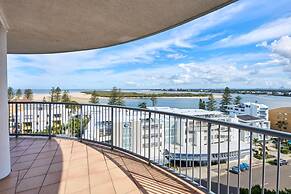 Centrepoint Holiday Apartments