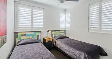 Centrepoint Holiday Apartments