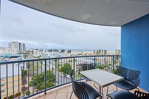 Centrepoint Holiday Apartments